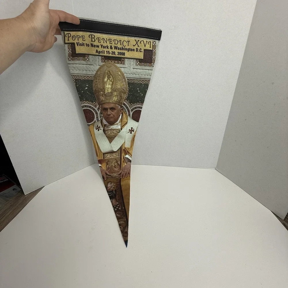 2008 Pope Benedict XVI 29 Pendant Flag Visit to New York and‎ Washington Church